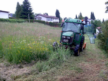 M&auml;harbeit mit Schlepper - vorher