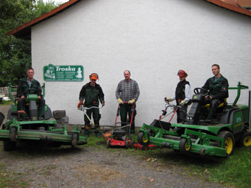 Rasen und Gr&uuml;nfl&auml;chenpflege