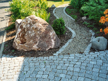 Hofzugang zum Gartenbereich